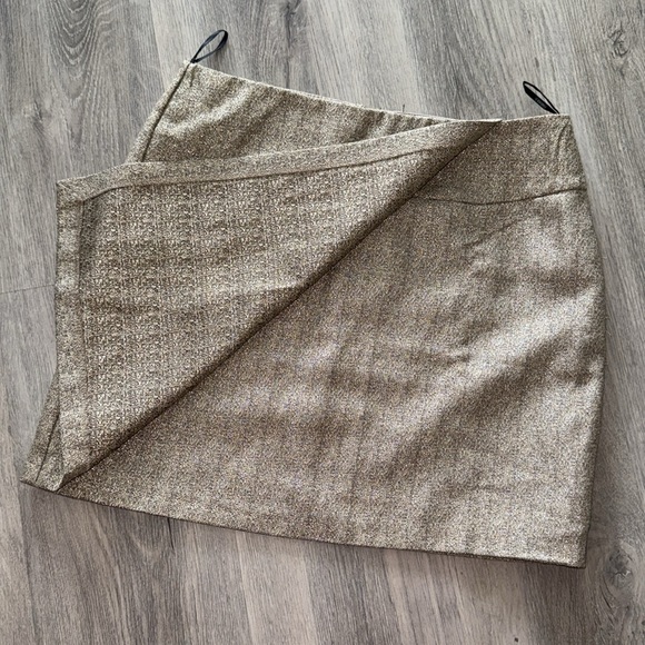 Forever 21 Gold Skirt - M - Picture 3 of 6